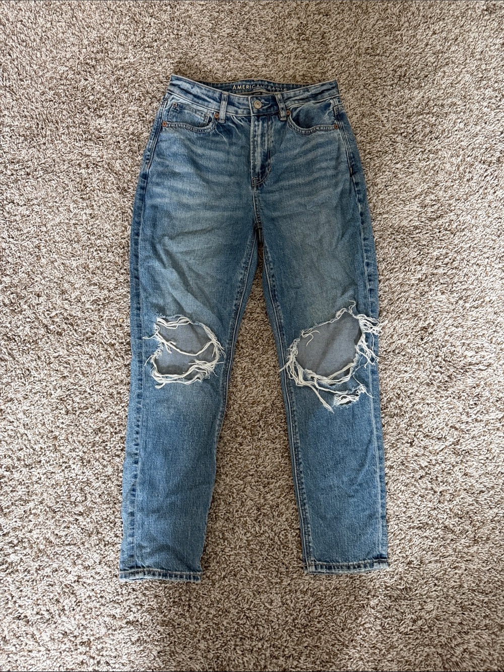 American Eagle Outfitters Mom Jeans in Medium Blue with Distressed Knees